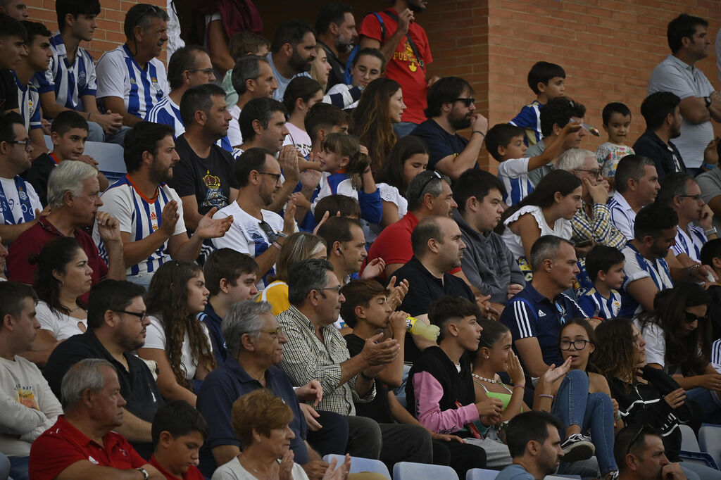 Ambiente del partido del Recreativo de Huelva y el C&aacute;diz FC Mirandilla