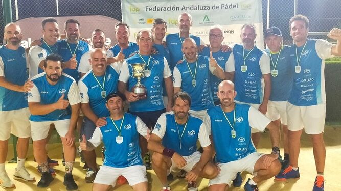 La selección de veteranos de Huelva triunfó en tierras sevillanas.