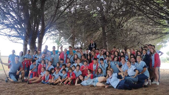El grupo scout 310 San Jorge de San Fernando, en los Pinares de Puerto Real.