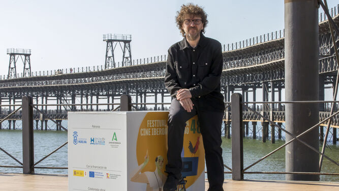 El cineasta andaluz Juan Miguel del Castillo recibe el Premio Luz del Festival de Cine de Huelva