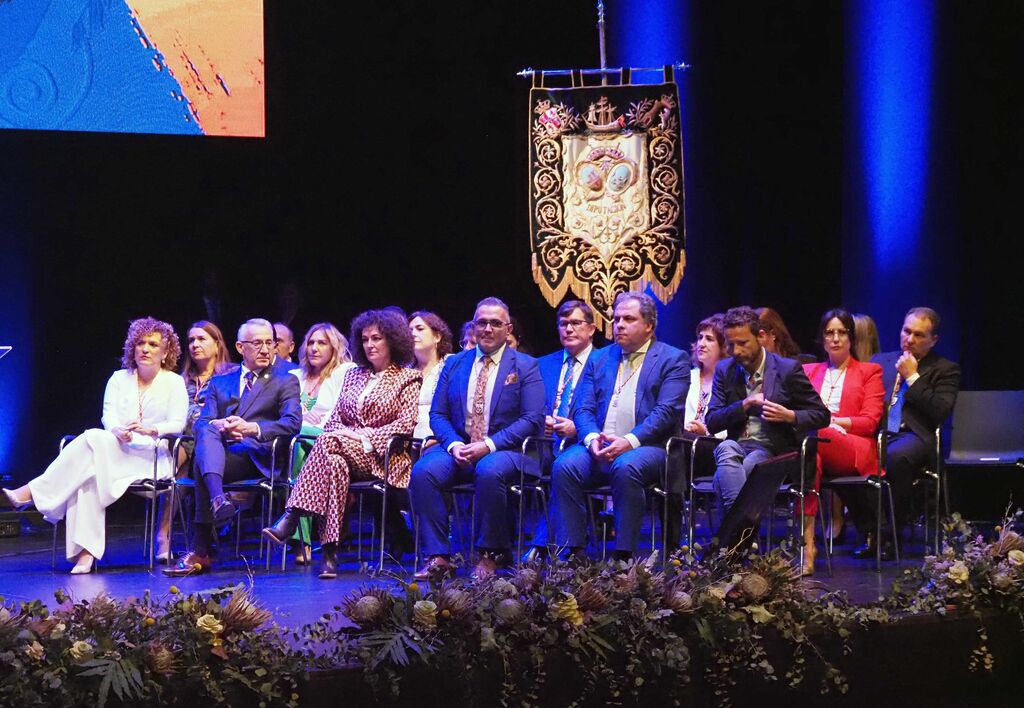 El acto de las Medallas de Oro de Huelva y sus invitados, en im&aacute;genes.