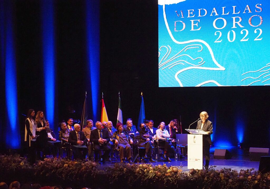 El acto de las Medallas de Oro de Huelva y sus invitados, en im&aacute;genes.