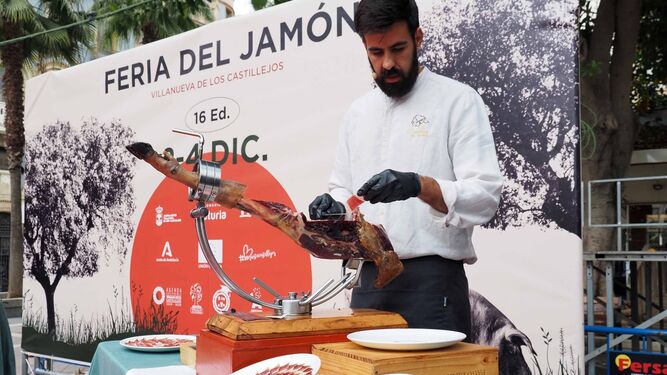 La Feria del Jamón de Villanueva de los Castillejos reunirá lo mejor de la gastronomía ibérica