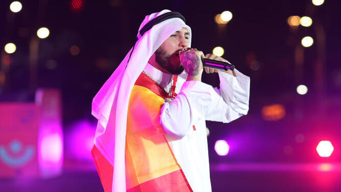 Omar Montes durante el concierto en Qatar