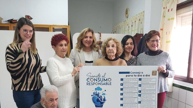La Unidad de Consumo de Diputación clausura en Bollullos su campaña informativa 'Súmate al Consumo Responsable'