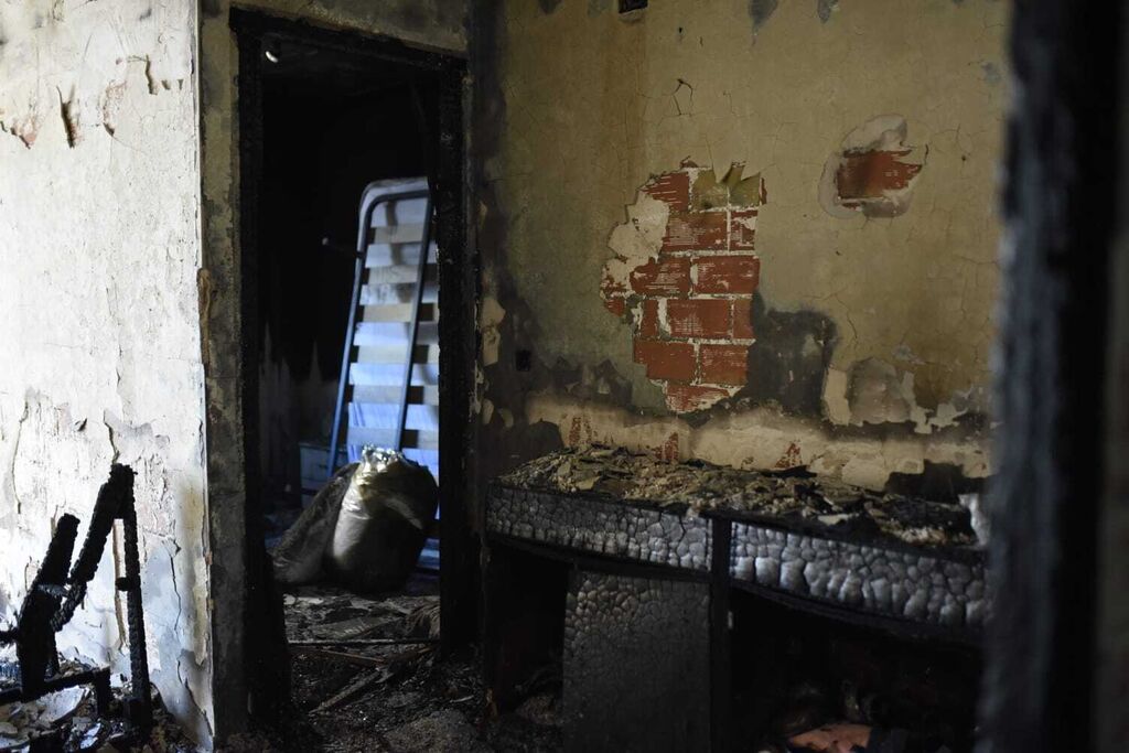 Arrasada por las llamas: As&iacute; ha quedado la vivienda del incendio en Isla Chica