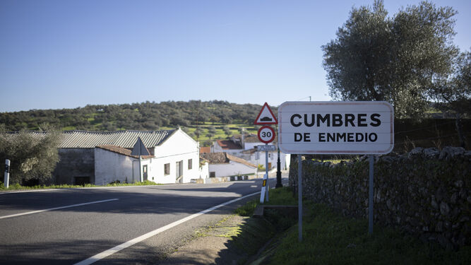 Cumbres de Enmedio ya no es el pueblo más pequeño de Andalucía