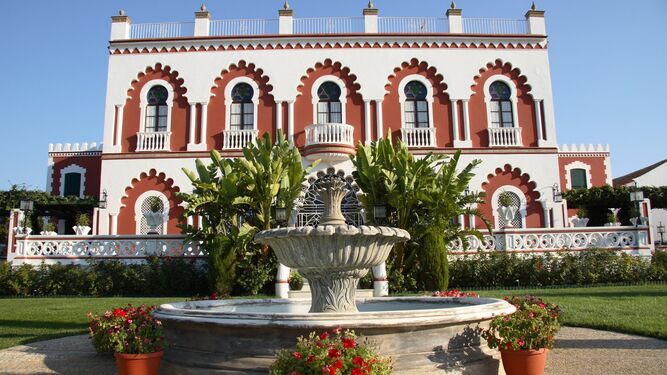 El espectacular y lujoso cortijo de Huelva que está disponible para alquiler y venta