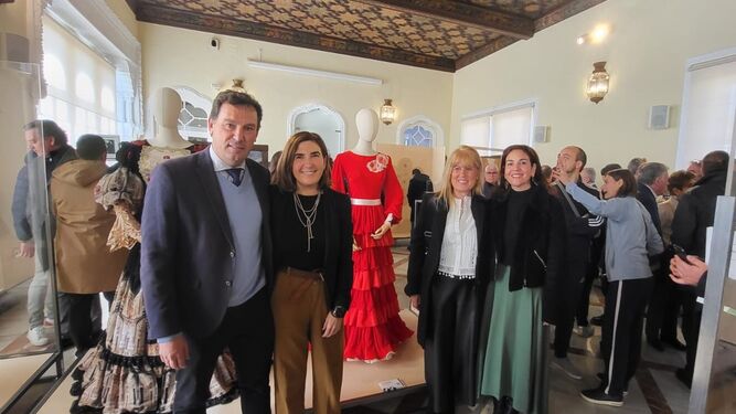 Inaugurada la exposición 'Artesanía con A de Andalucía' con 5 obras de artesanos onubenses