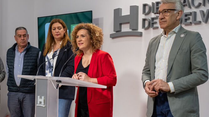 María Eugenia Limón durante la presentación en la Diputación de Huelva.