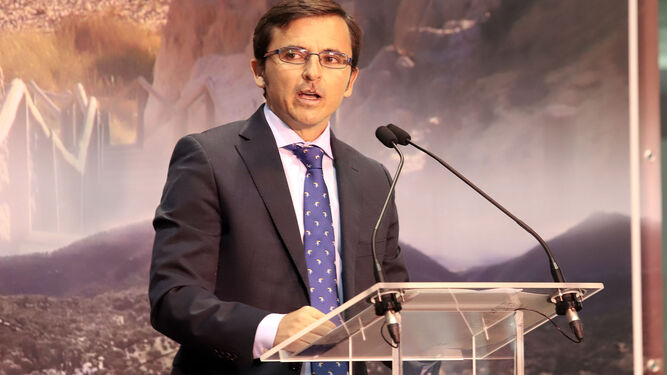 Luis Arroyo elegido como vicepresidente de la Conferencia Española de Agencias de Viajes