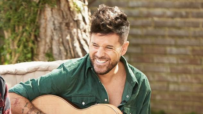 El cantante Pablo López anuncia así su concierto en Huelva