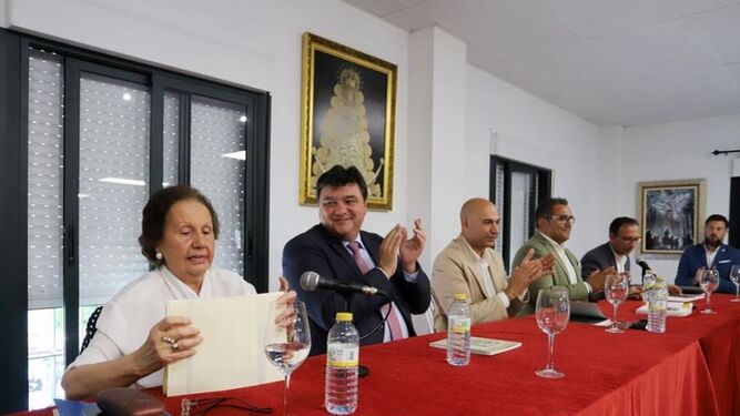 El alcalde, Gabriel Cruz, asistió a la presentación del libro.