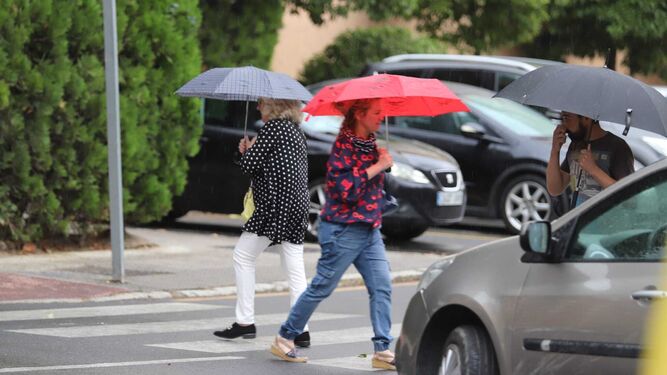 Lluvia en Huelva durante la jornada del domingo.