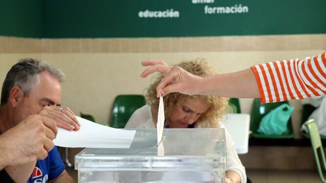 Elecciones municipales en Huelva 2023, en directo: el 45,20% de los ciudadanos de la provincia ya han votado