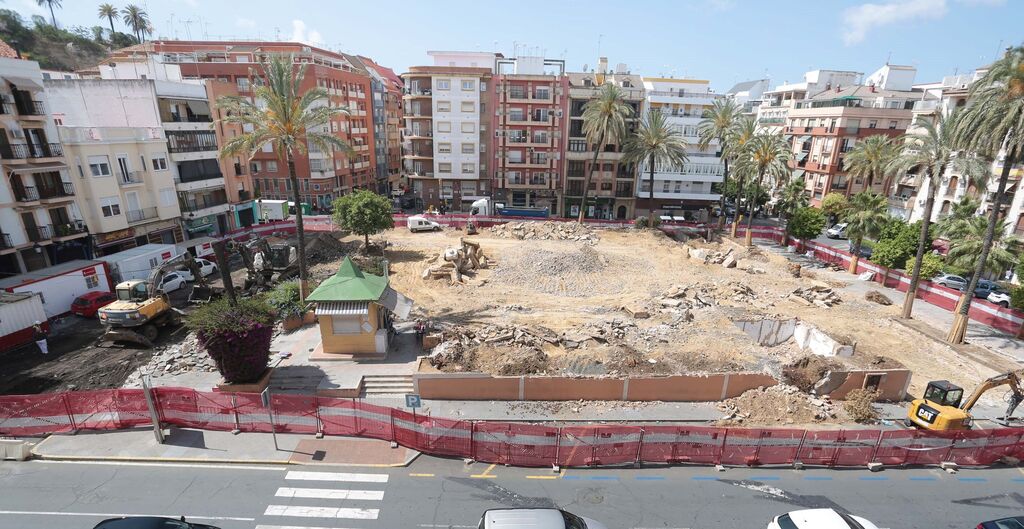 Las mejores im&aacute;genes del estado actual de la Plaza de La Merced de Huelva con las obras