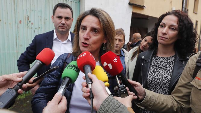La vicepresidenta y ministra de Transicicón Ecológica, Teresa Ribera, no acudirá al Parlamento andaluz: “Les cedo mis 10 minutos a Miguel Delibes y a Eloy Revilla"
