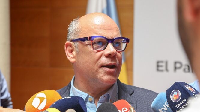 José Miguel Barragán, miembro de la comisión negociadora del pacto de Gobierno entre PP y CC.
