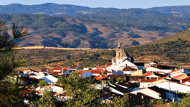 Vista del municipio onubense de Campofrío.