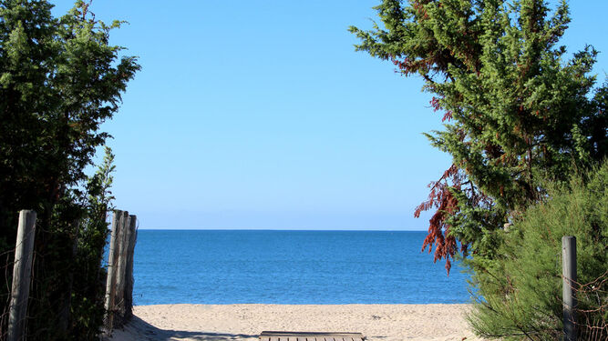 La playa de Huelva que recomiendan como mejor destino para veranear sin salir de España