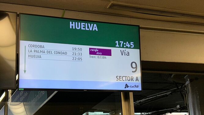 El Alvia de Huelva a Madrid vuelve a jugársela a los viajeros: más de 1:40 de retraso en Atocha