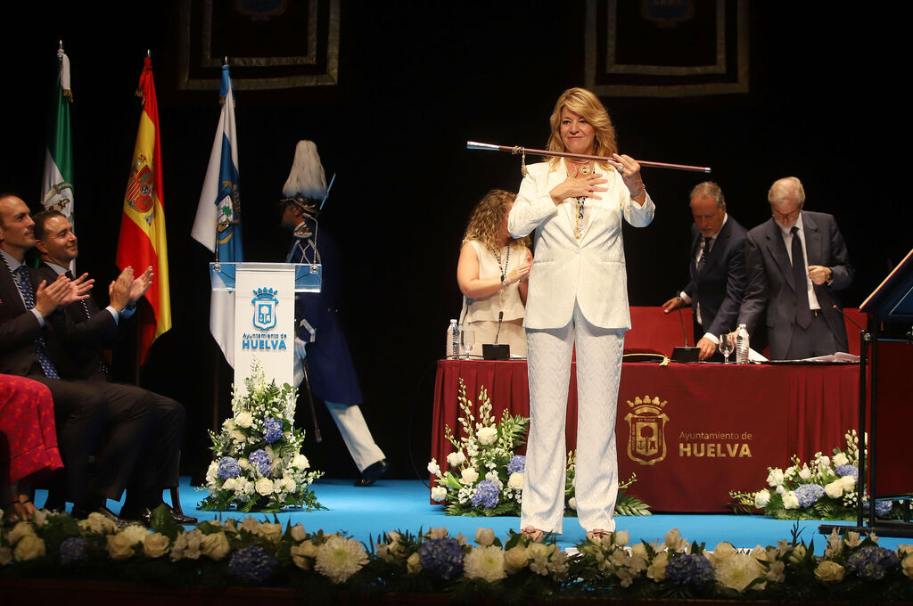 Im&aacute;genes de la toma de posesi&oacute;n de Pilar Miranda como alcaldesa de Huelva