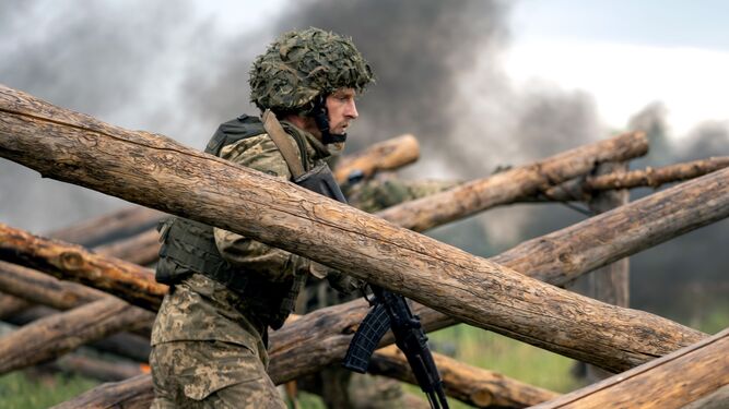 Un soldado en la región de Kiev.