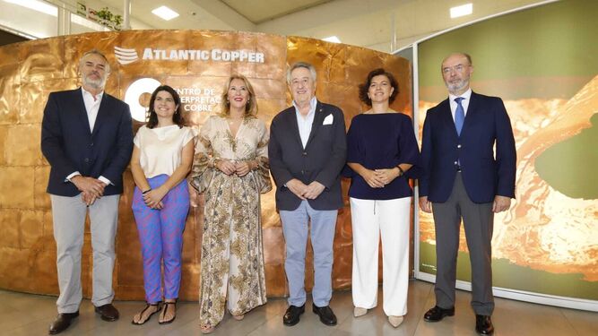 Carolina España visita las instalaciones de Atlantic Copper.