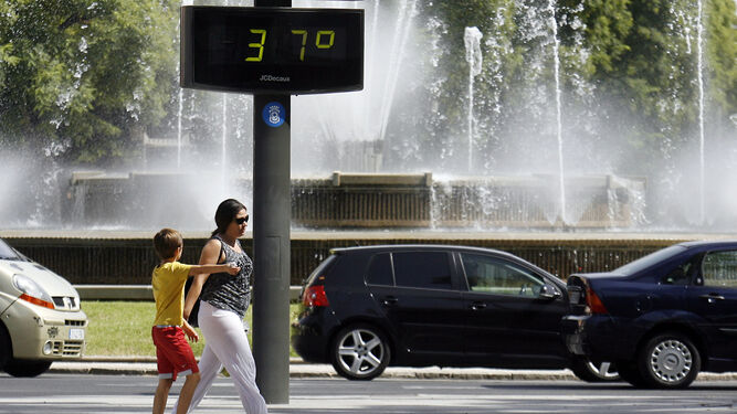 Cruz Roja de Huelva impulsa la campaña 'Protégete del calor' contra las altas temperaturas