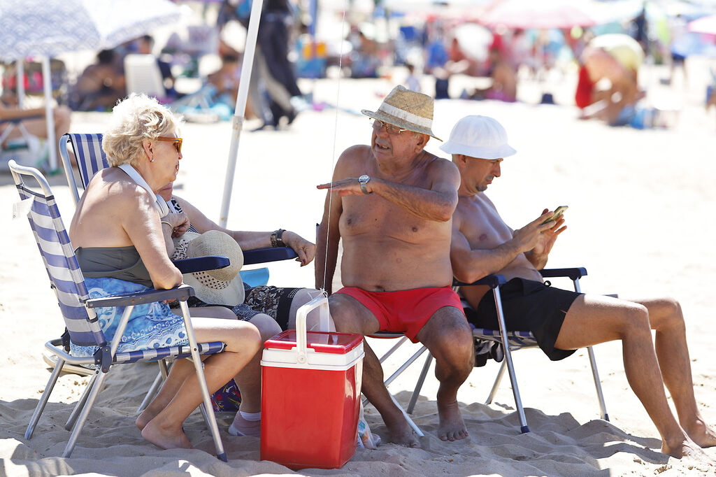Im&aacute;genes de las playas de Huelva en el s&aacute;bado 15 de agosto