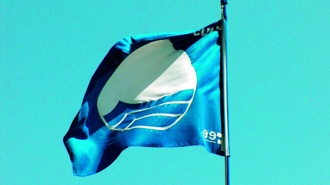 Las banderas azules, protagonistas en las playas de Huelva