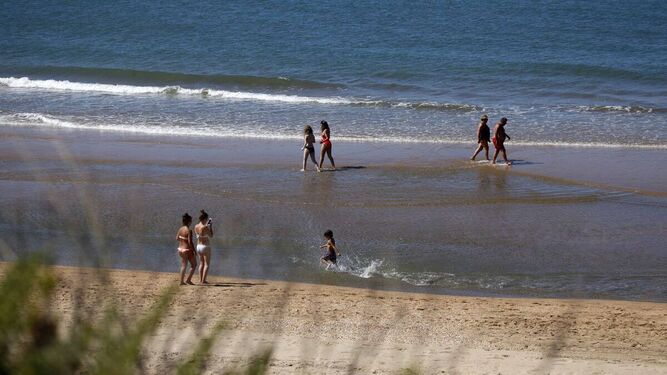 Una de las seis playas menos masificadas de Andalucía está en Huelva