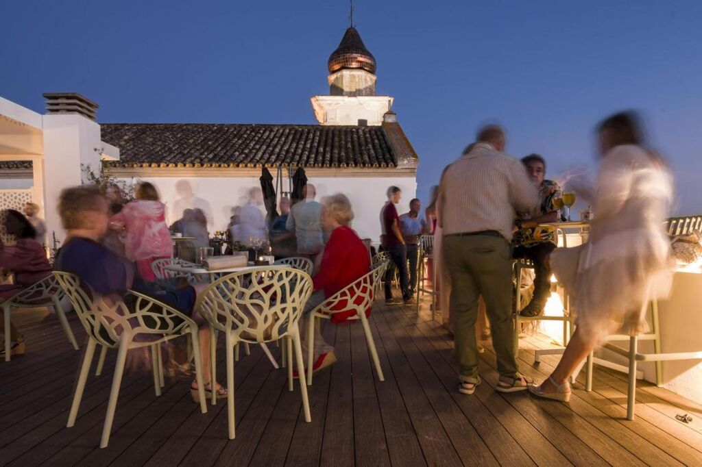 El mejor 'rooftop' de Huelva est&aacute; en esta antigua casa de curas convertida en hotel de lujo