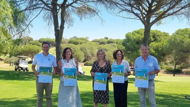 La Asociación Española contra el Cáncer en Huelva presenta el 'VI Torneo Solidario Pingüino Golf'