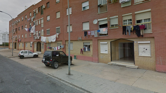 Viviendas en la calle Cádiz de Ayamonte.