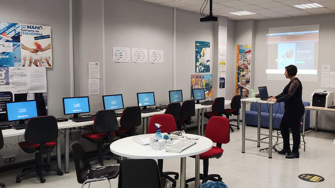 Un centro de la red Vuela Guadalinfo para la digitalización