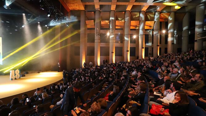 Ambiente en la gala de  clausura de  la 48 edición del Festival  de  Huelva  Cine  Iberoamericano
