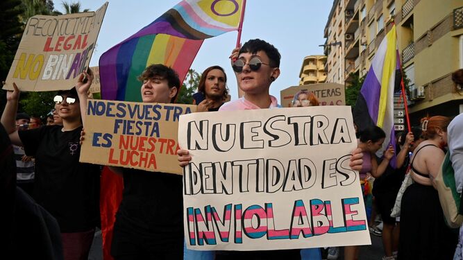 Marcha del Orgullo LGTBIQ+ en Huelva
