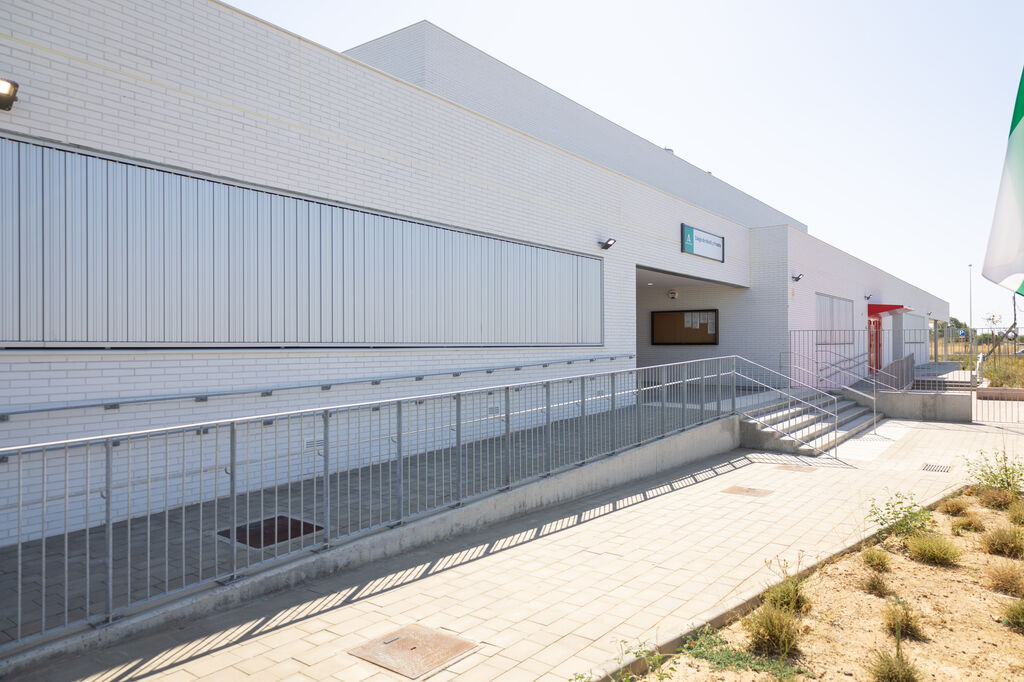 Un recorrido en im&aacute;genes por el interior del nuevo colegio del Ensanche Sur en Huelva