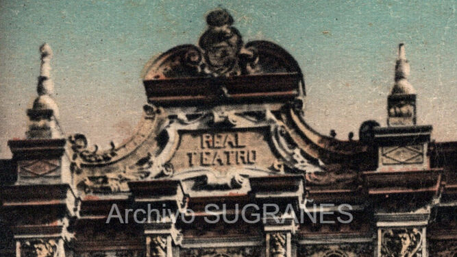 Remate del Real Teatro, inaugurado en 1923.
