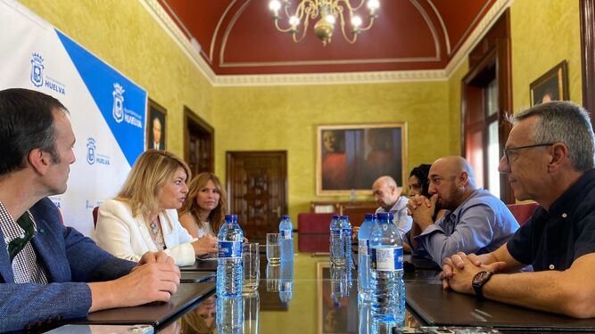 Reunión mantenida entre el Ayuntamiento de Huelva y CSIF.