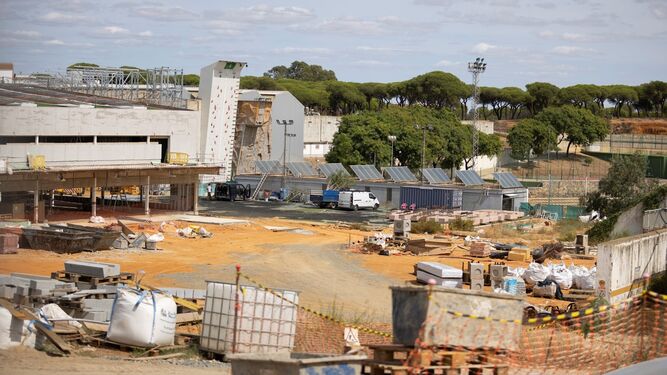 Obras en la Ciudad Deportiva de Huelva.