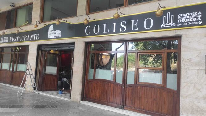 Un nuevo restaurante llega a Huelva: comida "a lo grande" y cerveza de bodega en 'Coliseo'