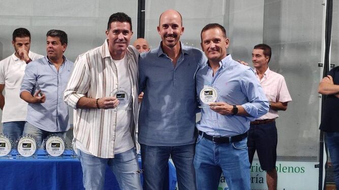 Premiados en el torneo de Pádel 7 en Huelva.