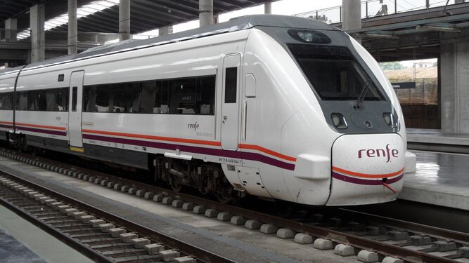 Cuidado si vas en tren hoy a Sevilla o Madrid desde Huelva: cortadas las vías por el temporal