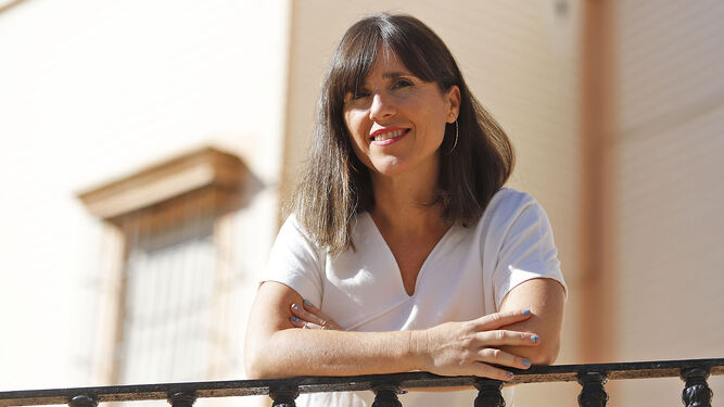 La artista Ana Santos y columnista de Huelva Información.