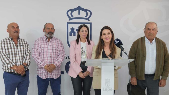 El Ayuntamiento de Lepe y la Asociación Anakerando Kaló en rueda de prensa