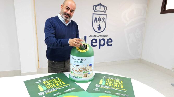 El Ayuntamiento de Lepe conciencia sobre el reciclaje.