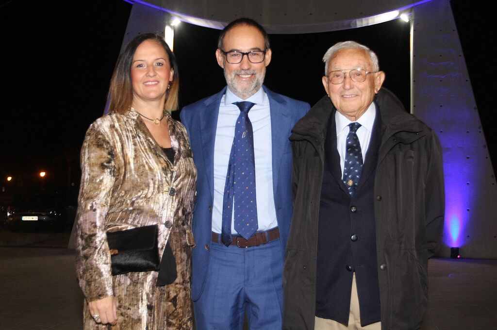 Im&aacute;genes de la recepci&oacute;n a los invitados a la gala del 40 aniversario de Huelva Informaci&oacute;n