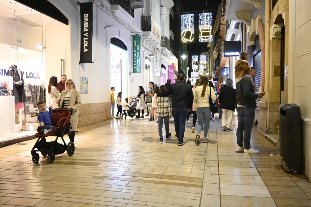 Im&aacute;genes del alumbrado navide&ntilde;o en las calles de Huelva